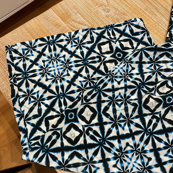 Blue and white jumpsuit size M - Picture 3 of 4